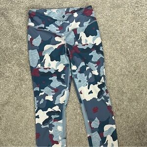 Old Navy Blue and White Camouflage Leggings